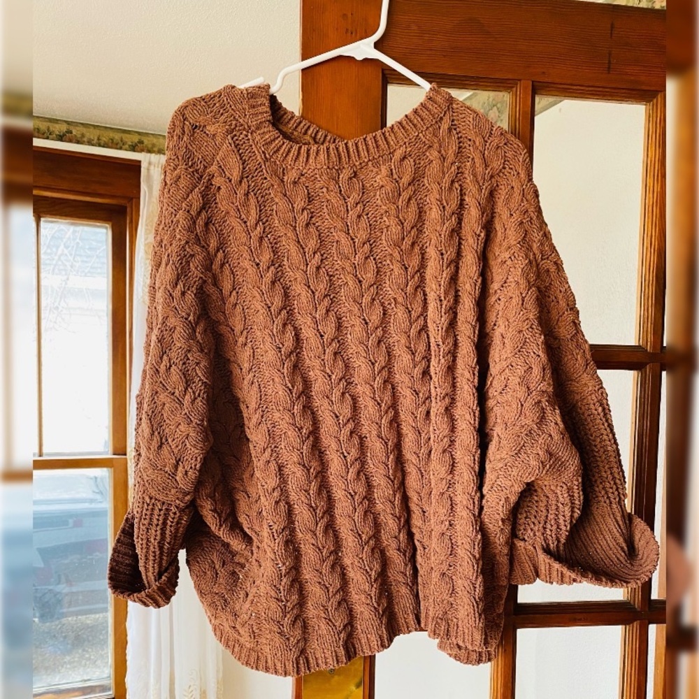 Boutique oversized chunky sweater size XL